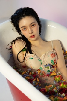 双龙夺珠